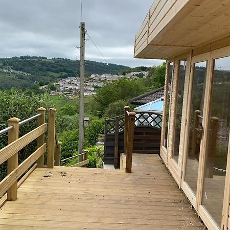 The Crest Hillside Retreat With Hot Tub Villa Abertillery Kültér fotó