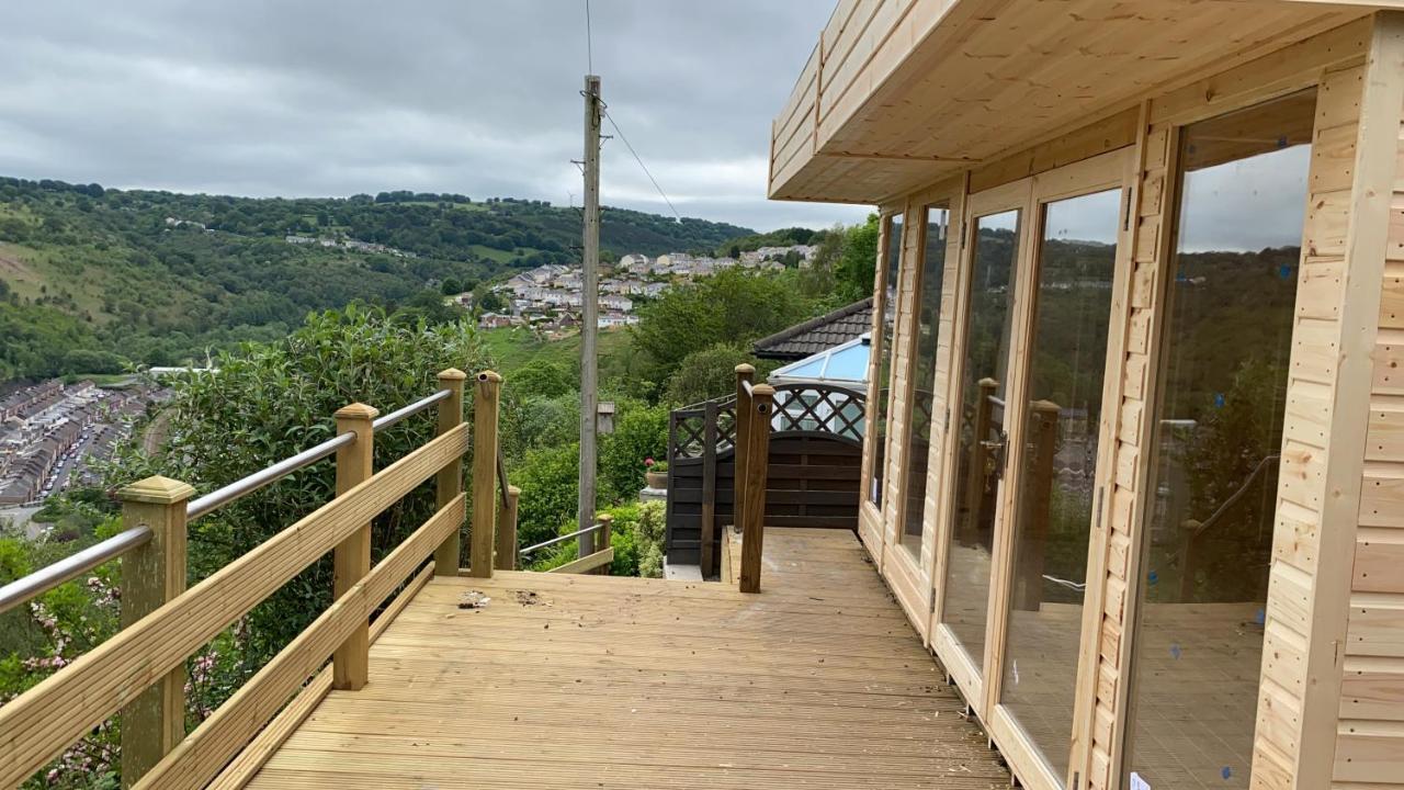 The Crest Hillside Retreat With Hot Tub Villa Abertillery Kültér fotó